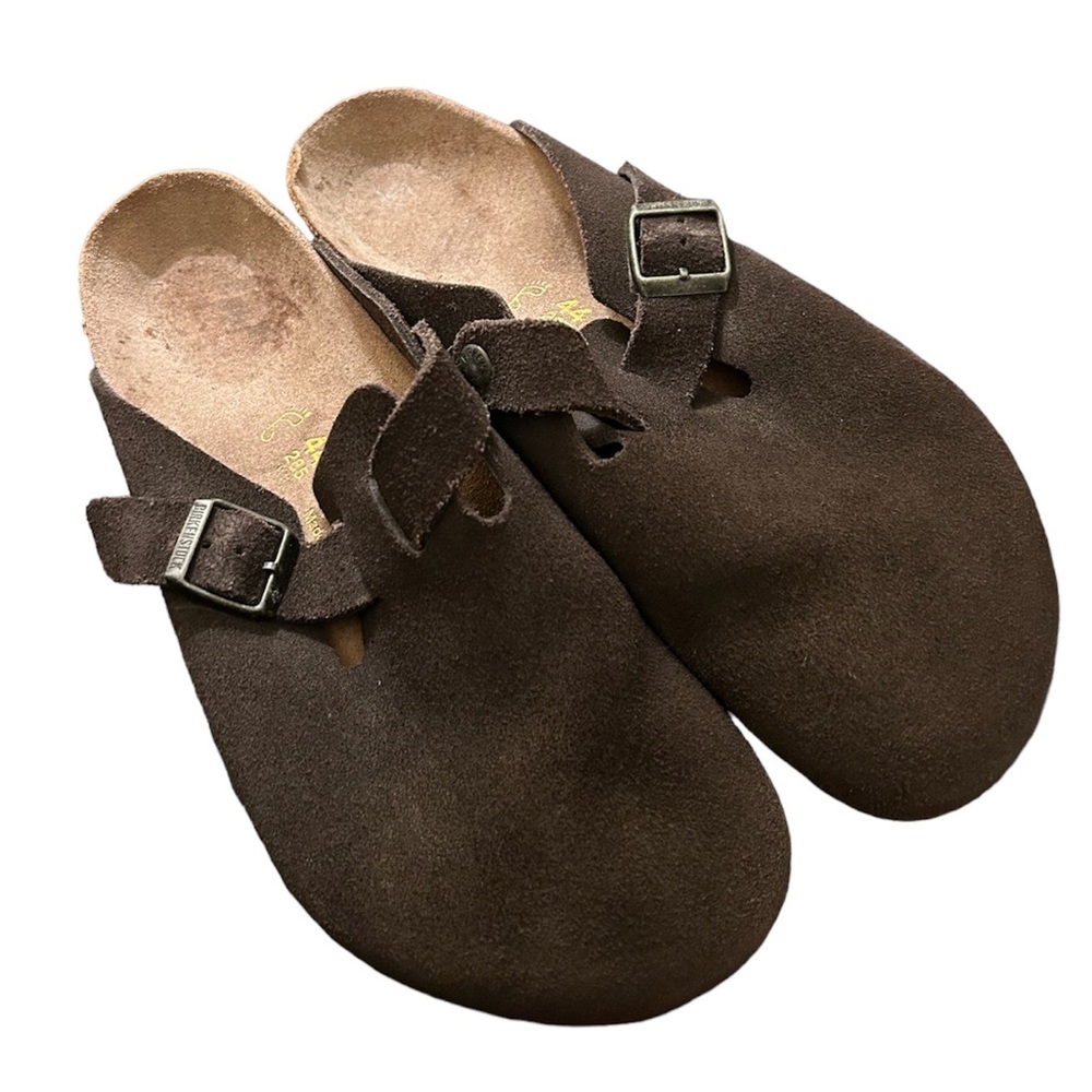 Boston Suede Leather Birkenstock Clogs in Mocha